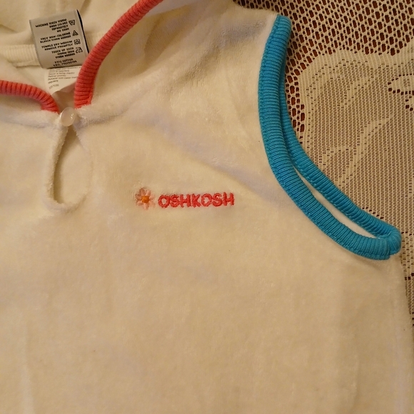 Girls OshKosh Sleeveless Hoodie Sweater Size 4 - Picture 4 of 13